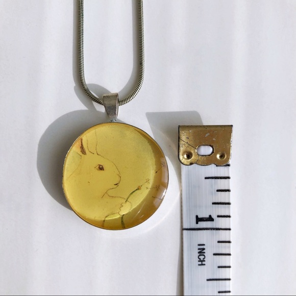 Vintage Rabbit Art Resin Pendant Chain Necklace - Picture 5 of 9